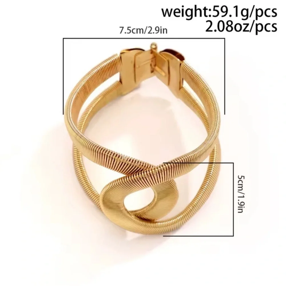 Vintage Gold Twisted Elegant Bracelet